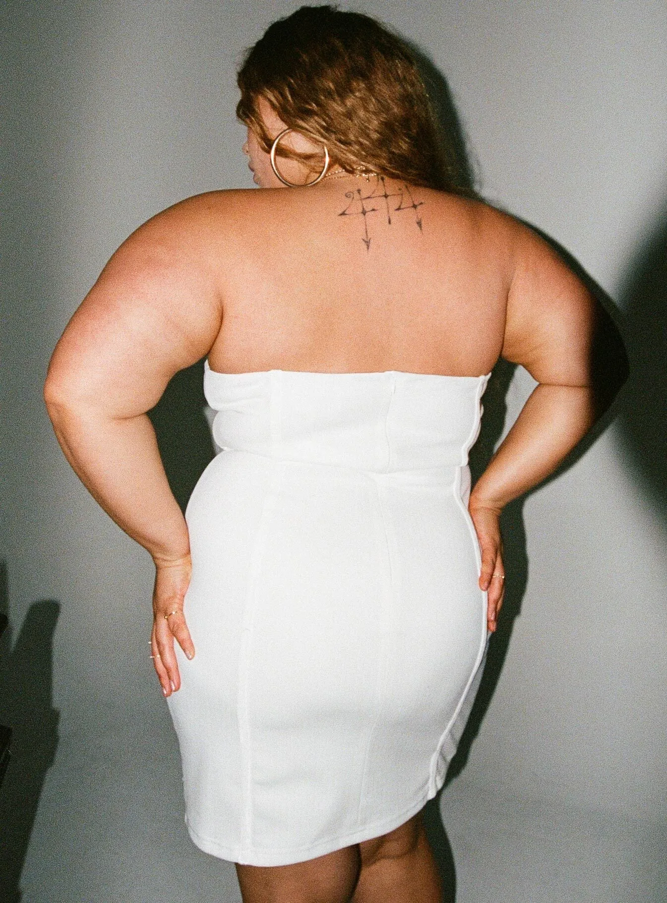 Tristian Mini Dress White Curve All Fitwear