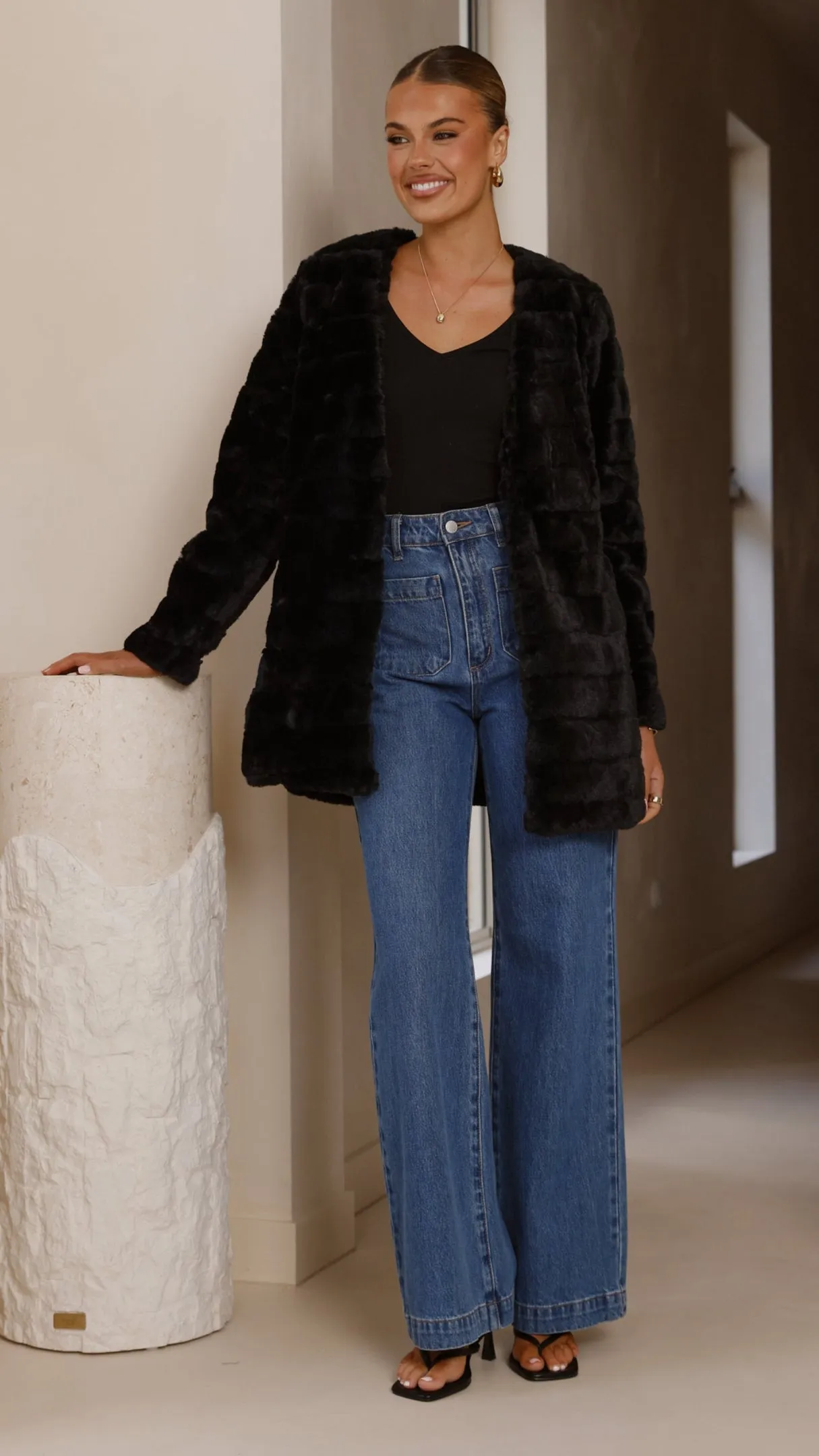 Articulated Knees Stretch Comfort Fit Tully Longline Jacket - Black