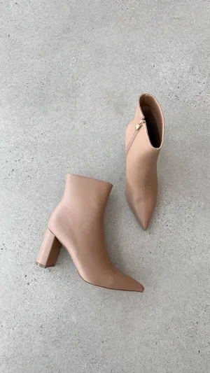 Comfort Performance Nicoletta Boots - Almond