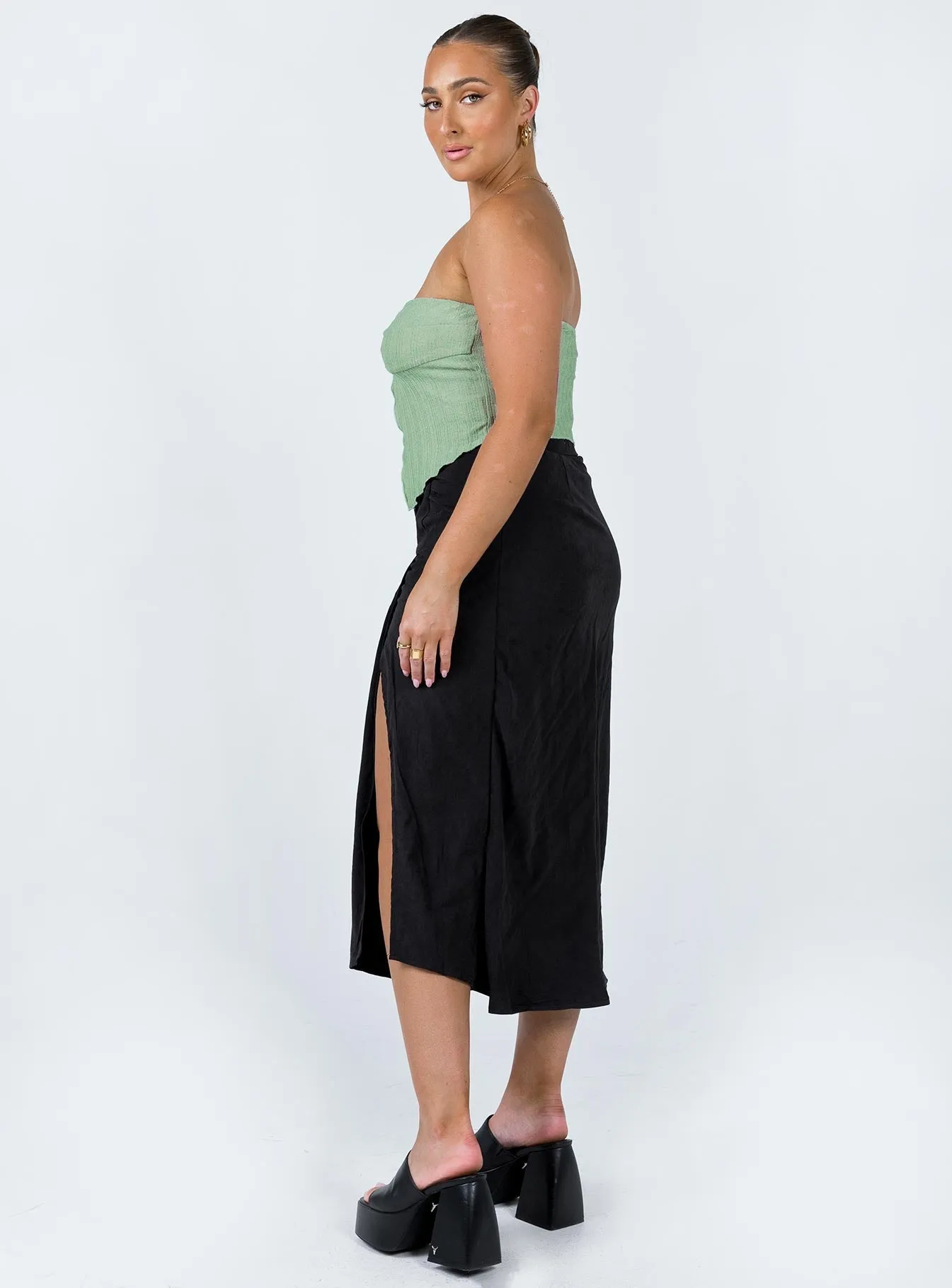 Day To Night Must Have Feature Mabel Midi Skirt Black