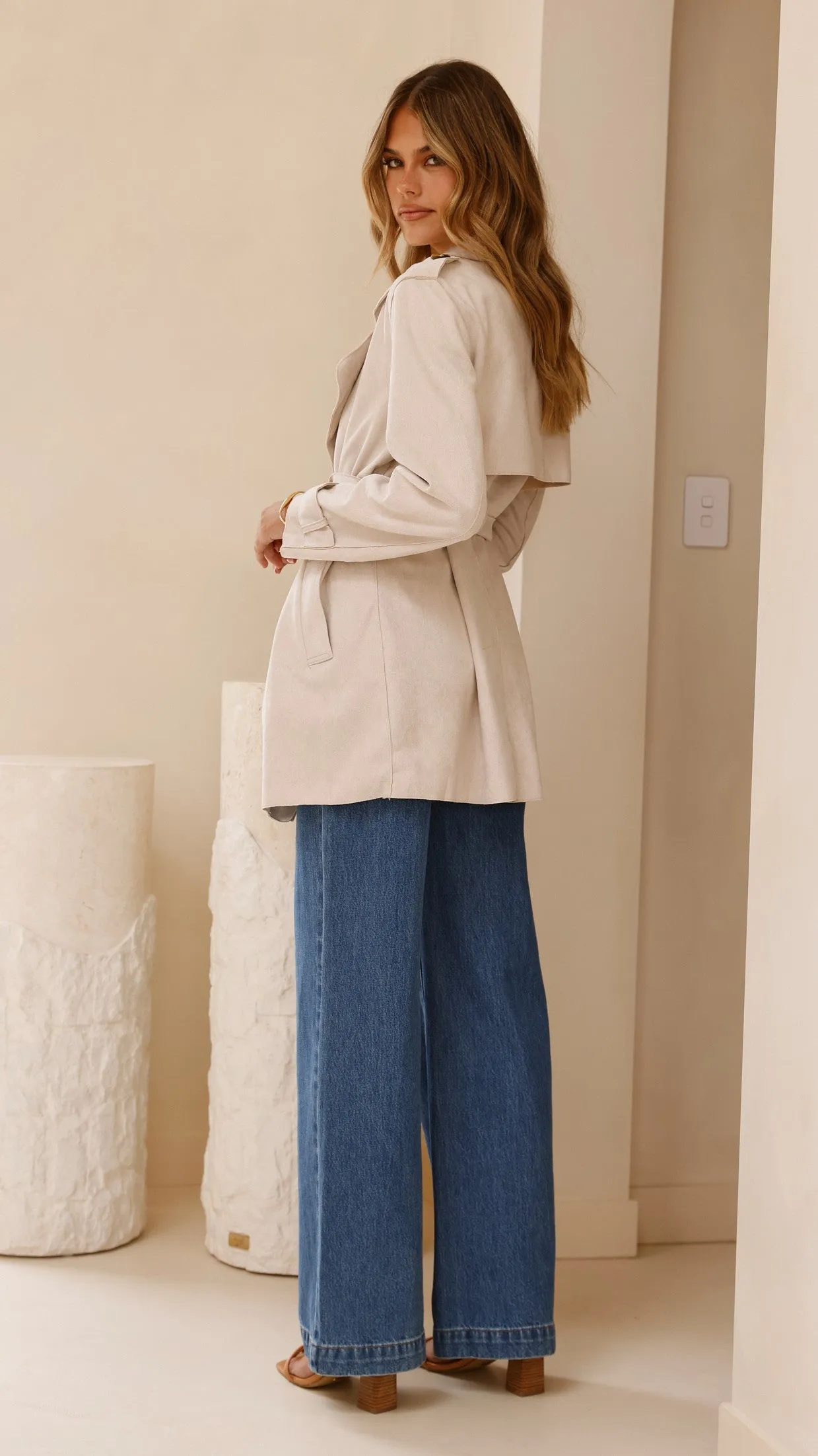 Neutral Look Versatile Fit Layer Jaya Coat - Natural