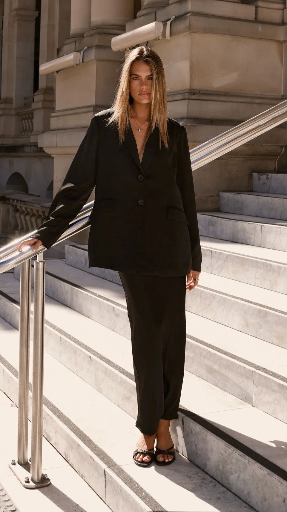 Dual Layer Insulation Thermal Insulated Verity Blazer - Black