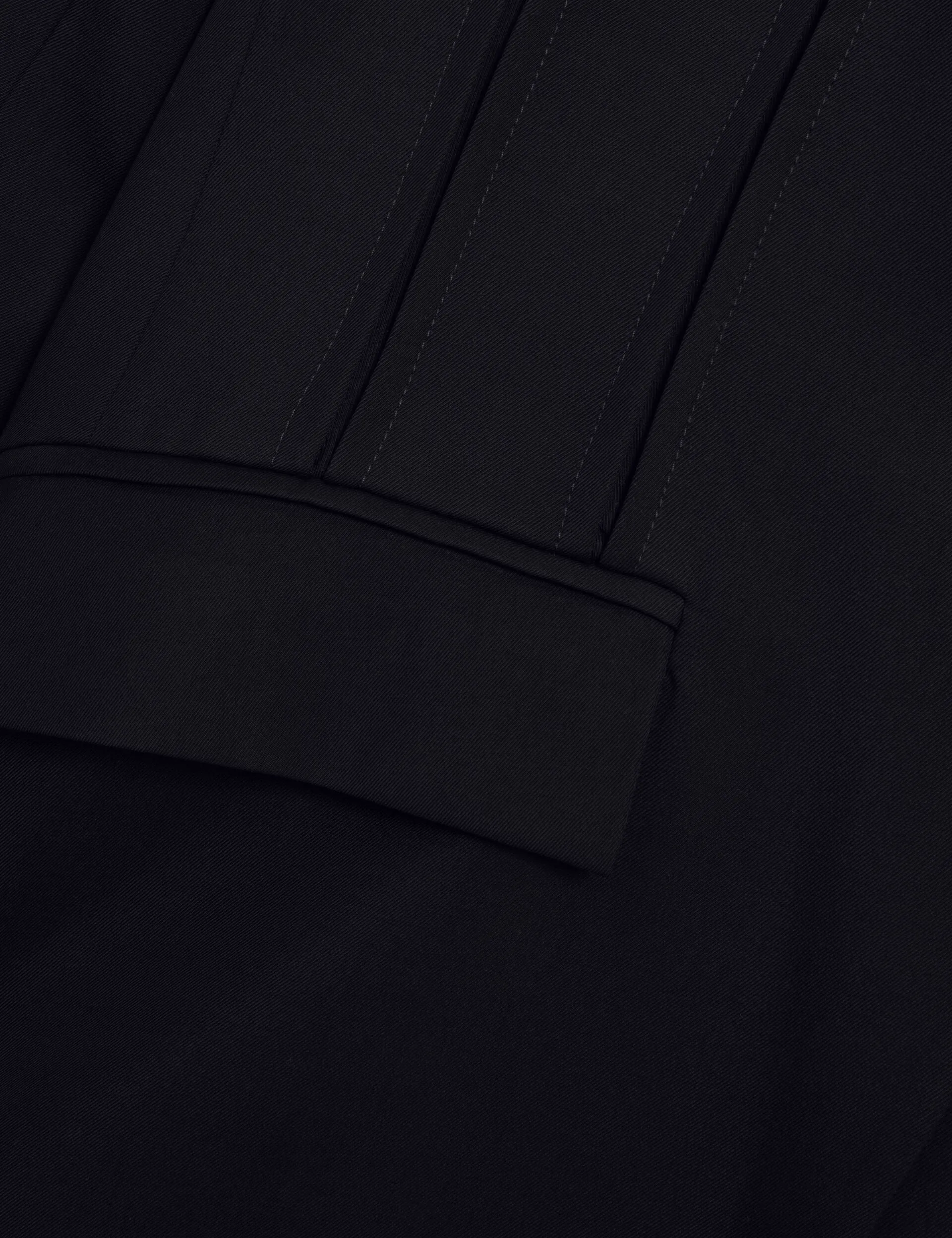 ARANJA | NAVY Down Stuffed Breathable fabric tech