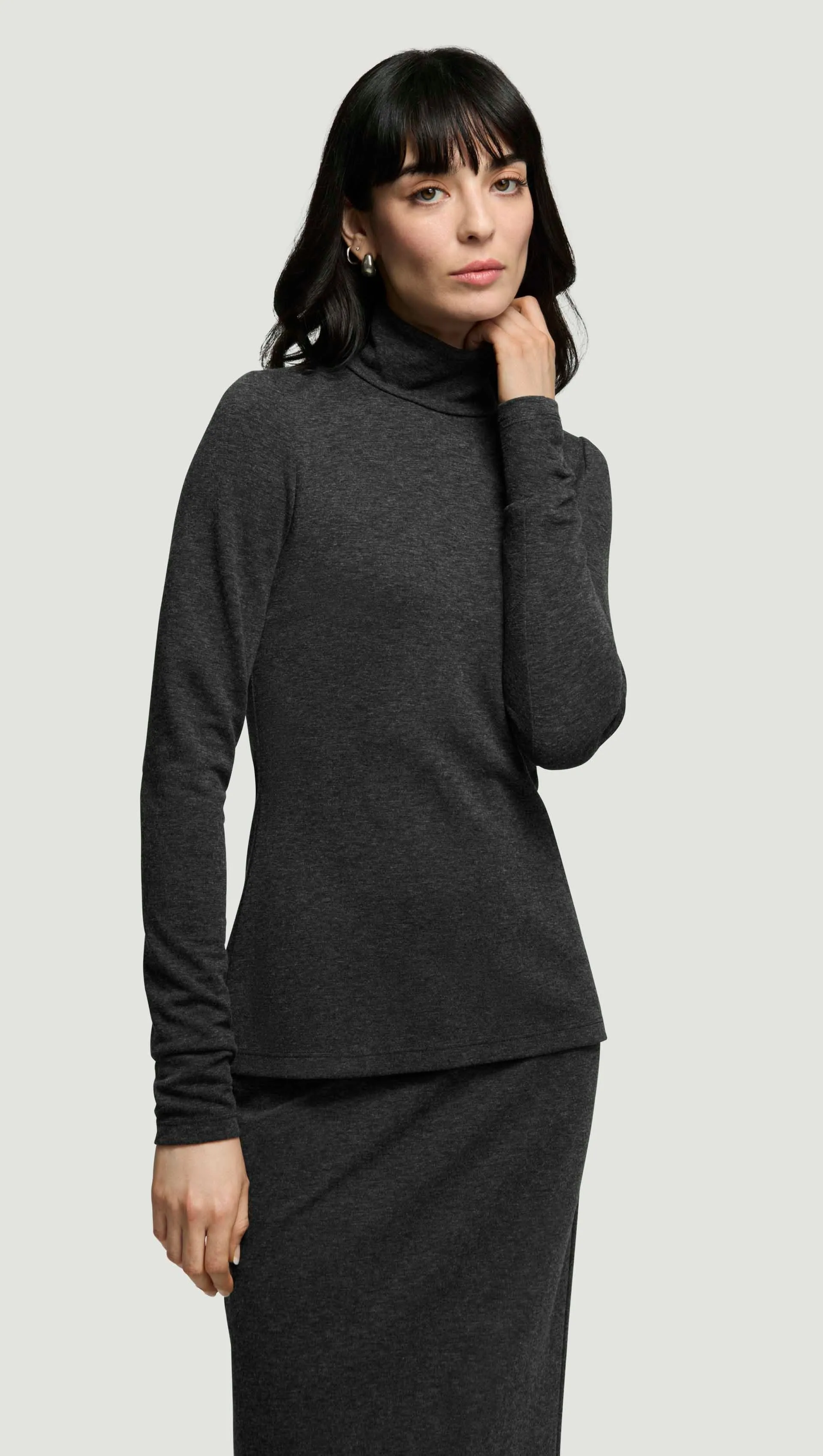 Skinny Turtleneck in Wool Jersey | Dark Grey Melange Texture Detail Reinforced Hemline