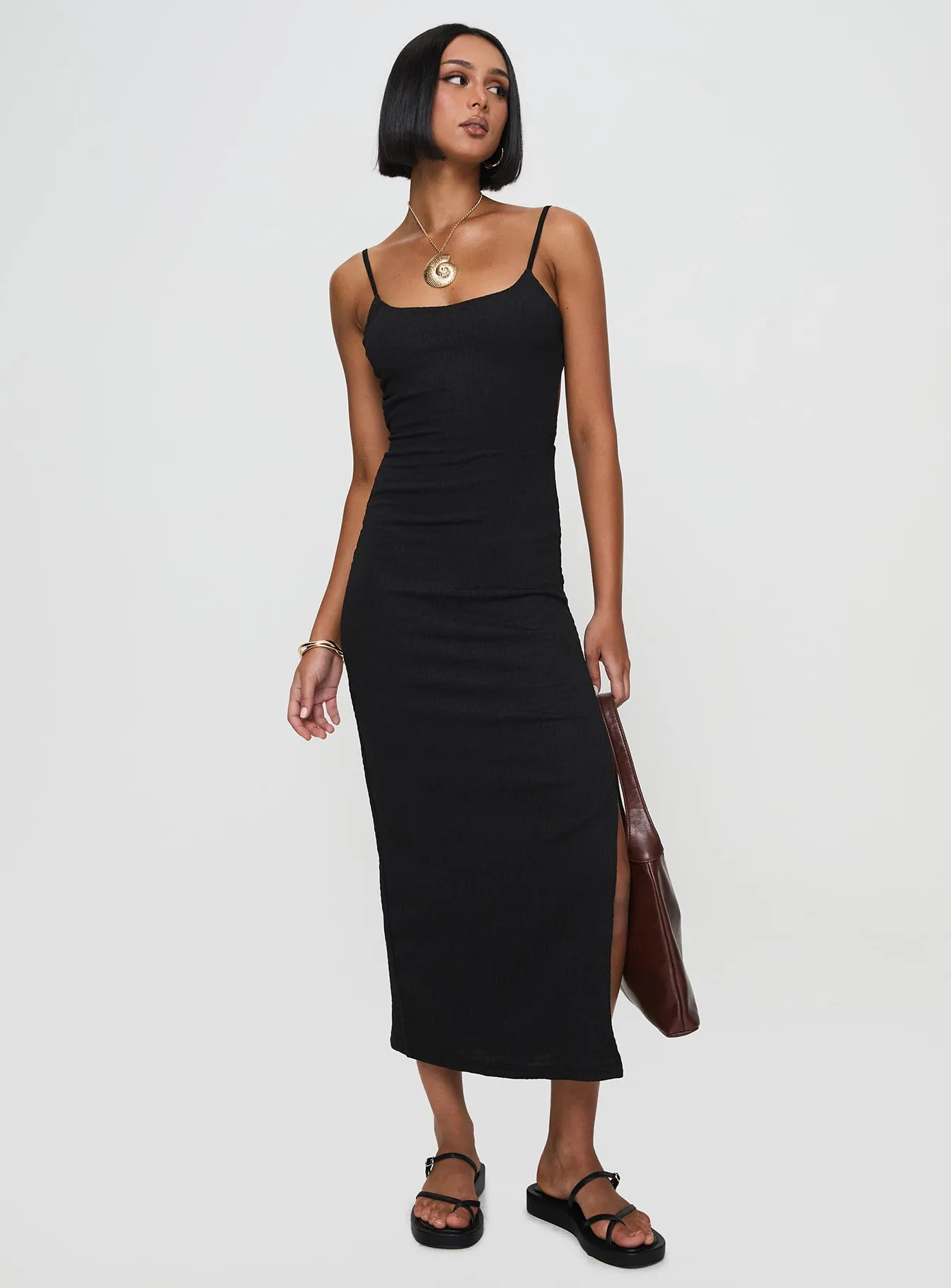 Elestria Maxi Dress Black Subtle Flow Tasteful Detail