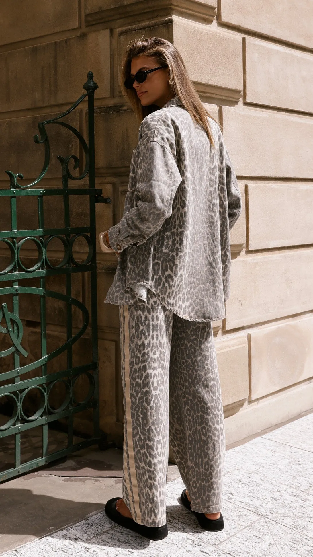 Vox Jacket - Leopard Print Layered Comfort Look