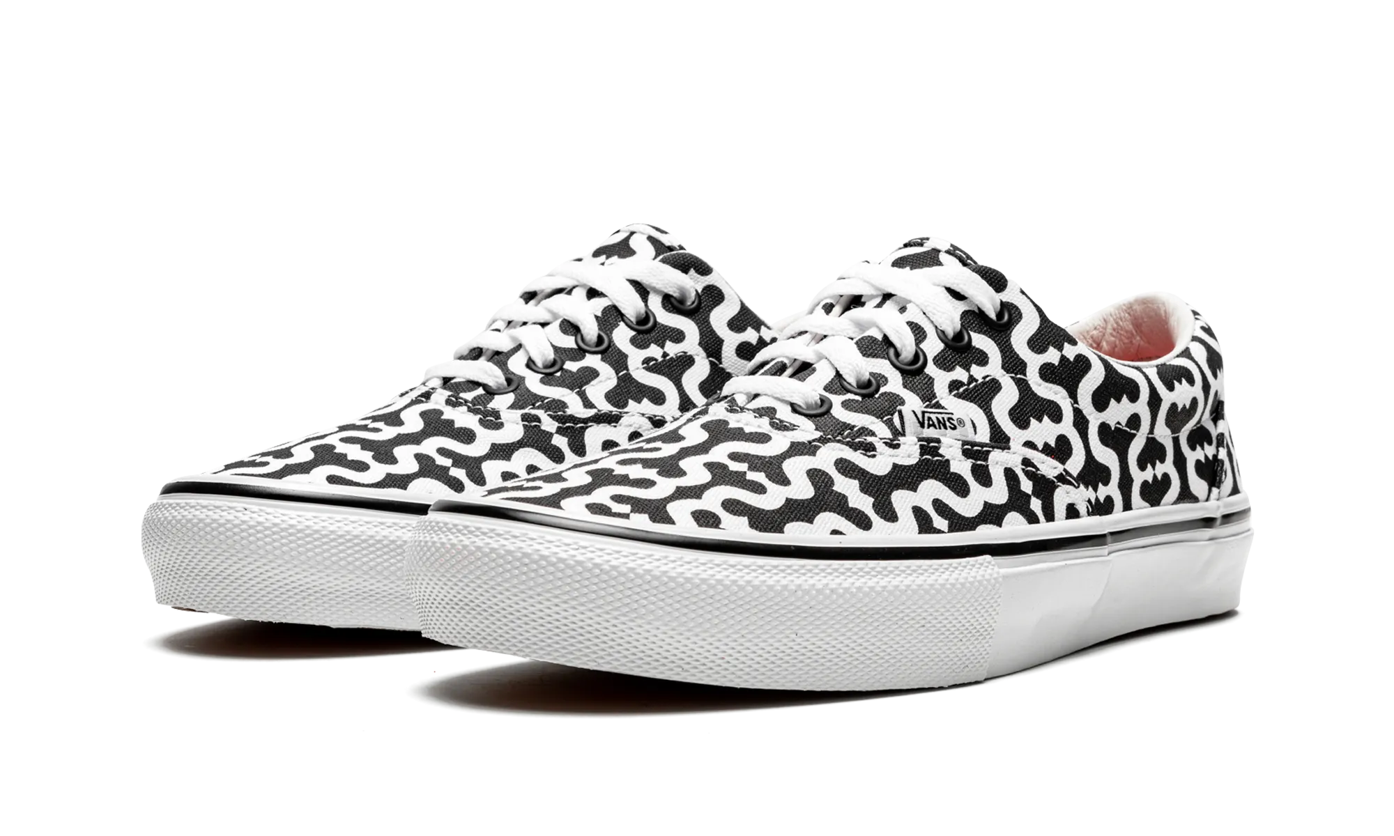 Skate Era "Supreme - Monogram S - Black" Outdoor Step Seamless Finish