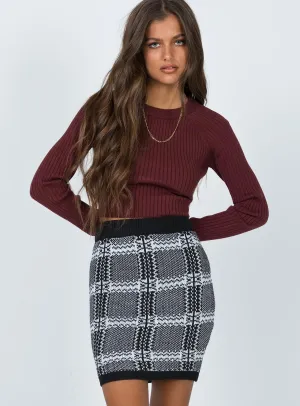 Tori Mini Skirt Black / White Easy Fit