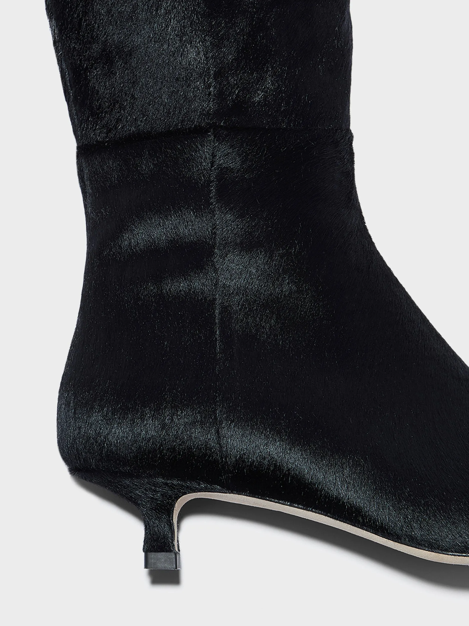 Modern Utility Energy return Sabrina Ponyhair Black