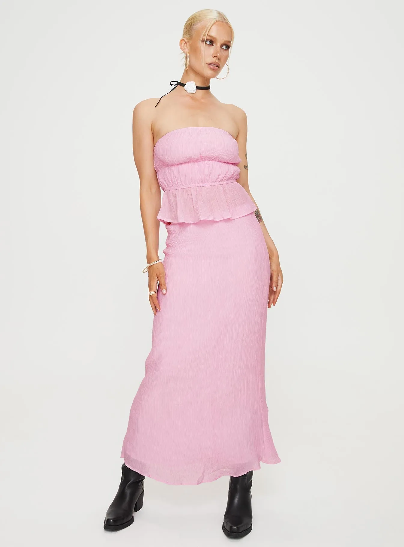 Flexible Comfort Sustainable Innovation Weekend Travels Set Pink