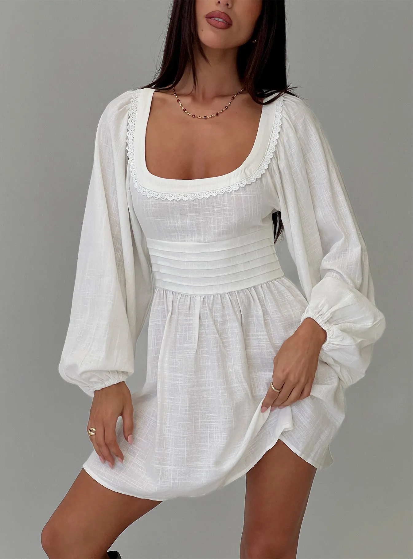 Feminine empire waist dress Weyes Long Sleeve Mini Dress White