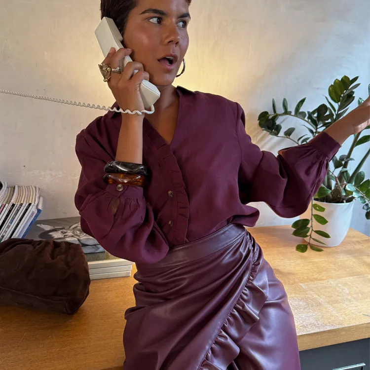 Wine Ruffle Miley Shirt City Smart Look