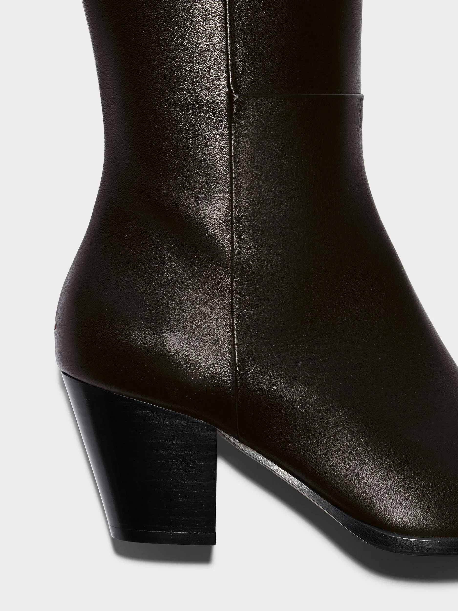 Well-fitted abrasion resistant coating Minerva High Cowboy Boots