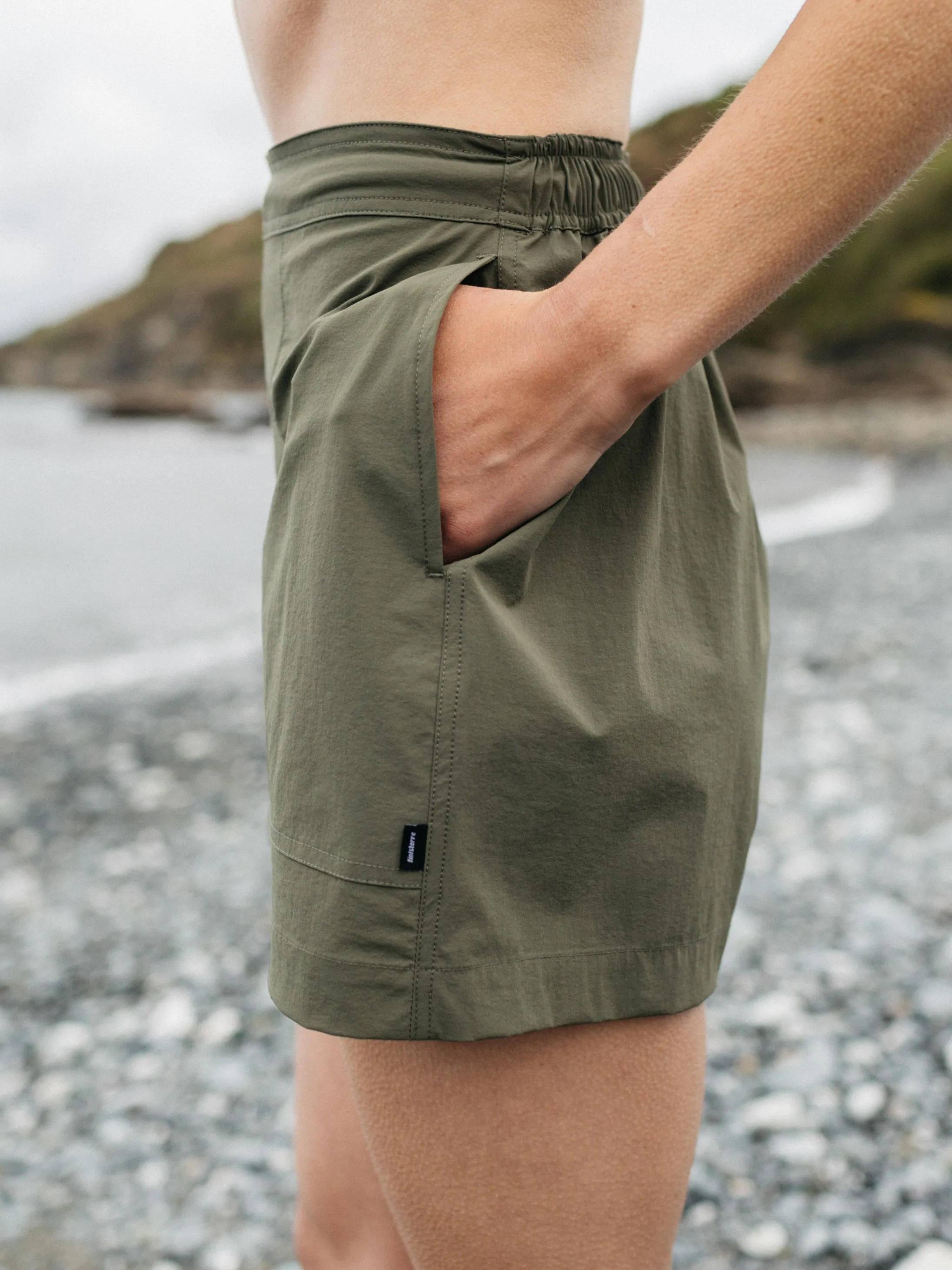 Women's Walker Hybrid Short Warm Day Outfit